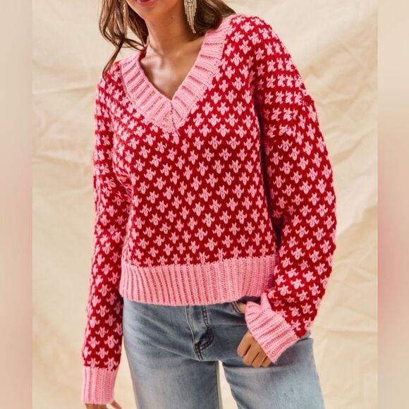 Stylish Red and Pink Houndstooth Like Women's Sweater sz Medium - Picture 8 of 14